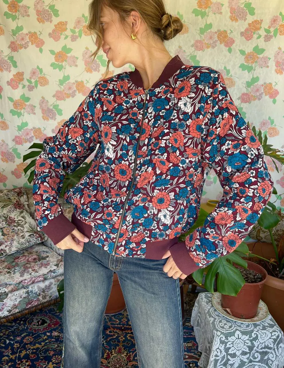 90's Flower Thin Bomber