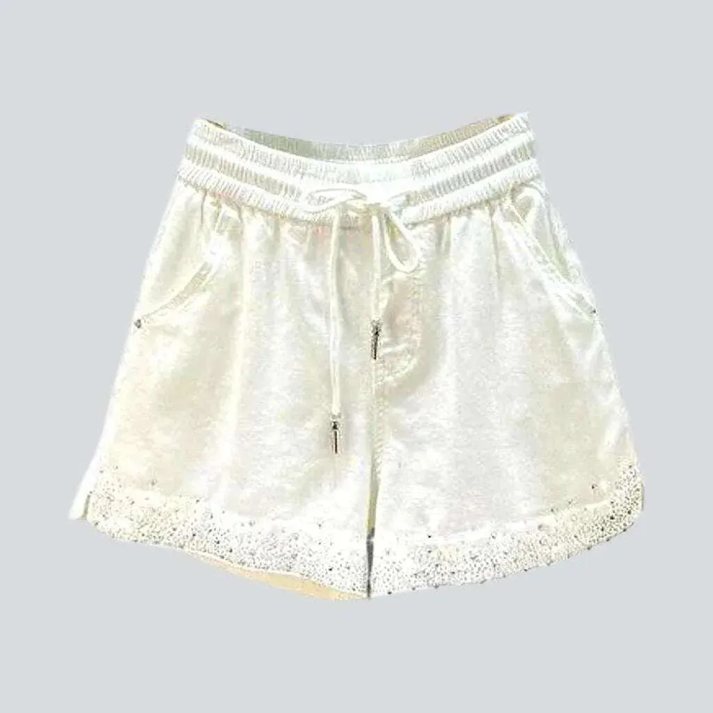 Color rhinestone hem denim shorts