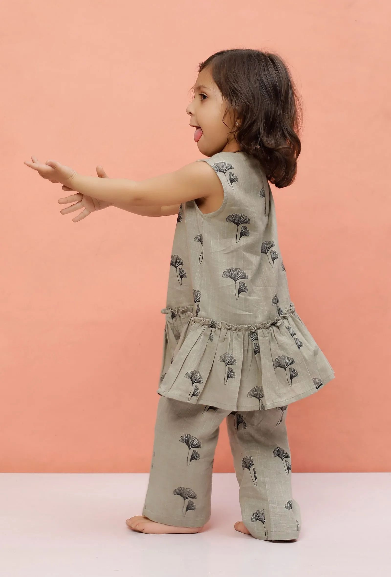 Set of 2 : Grey Cotton Slub Block Printed Gathered Short Kurta and Printed Pants